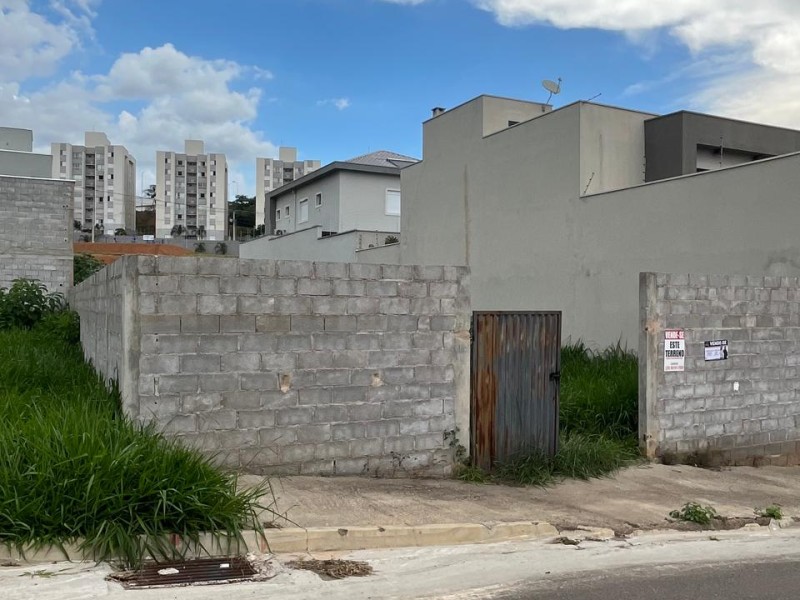 LOTE A VENDA NO BAIRRO PORTINARI 