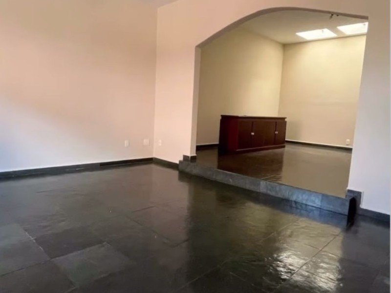 CASA PARA LOCAÇÃO NO CENTRO 